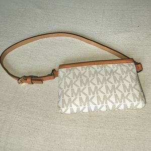 Michael Kors MK Signature Belt Bag Fanny Pack EUC